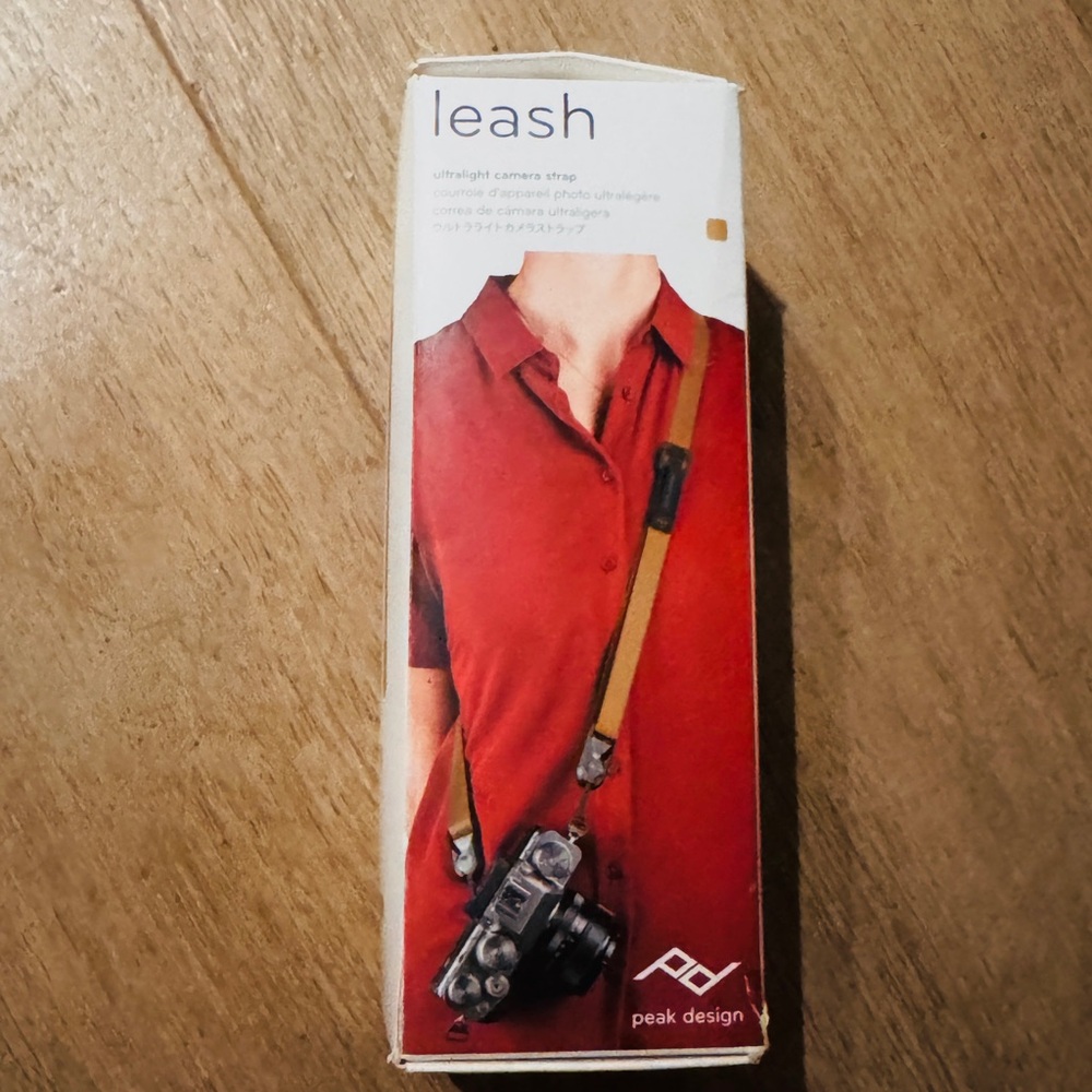 Peak Design Camera Strap - Black and Tan